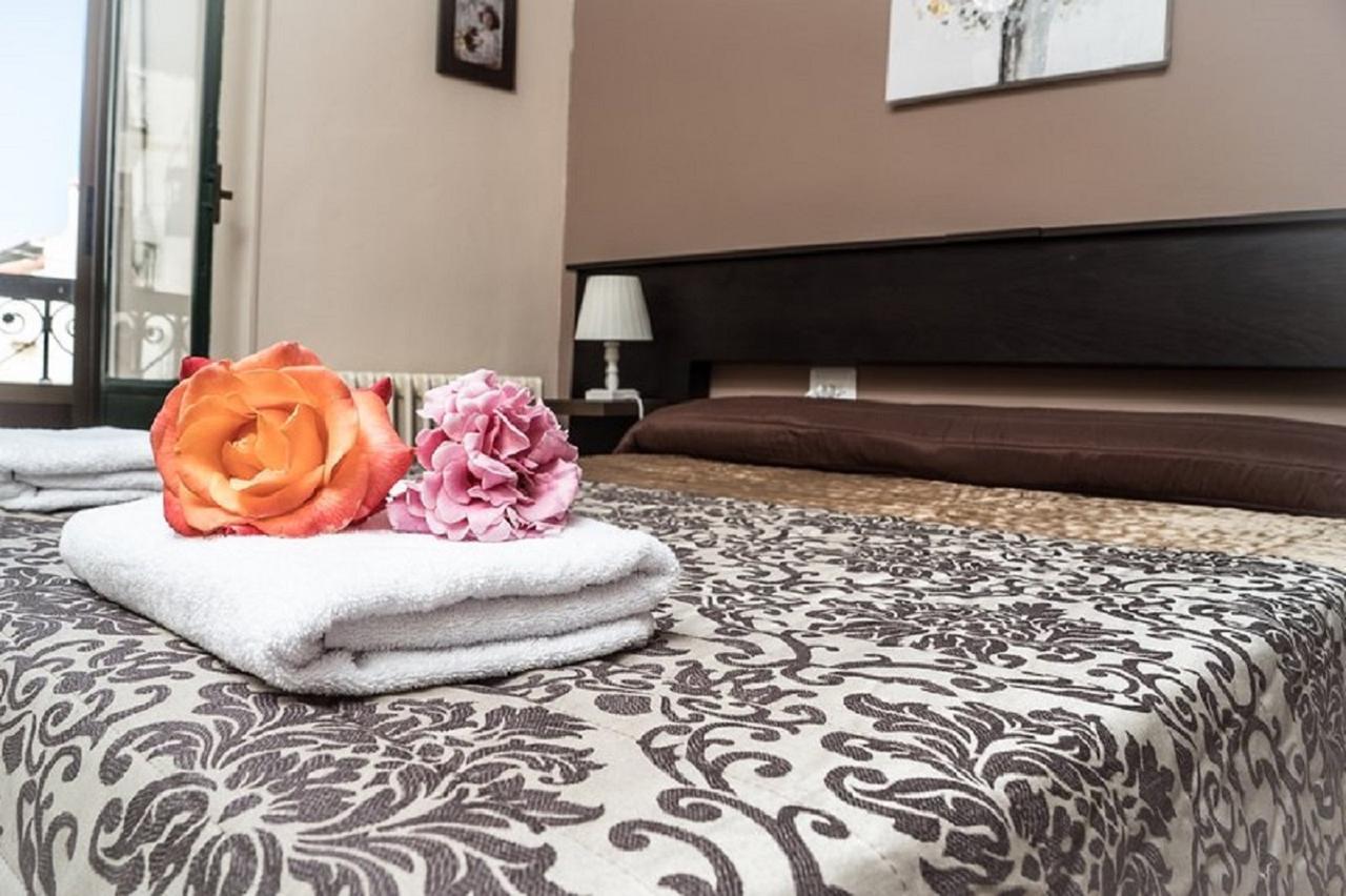 Apartamentos Turisticos Avila La Catedral Zewnętrze zdjęcie